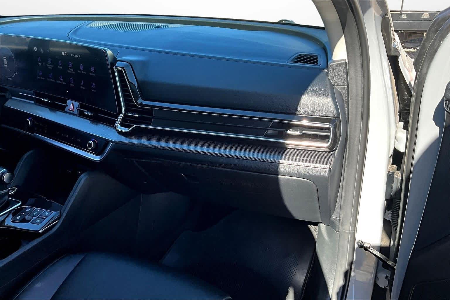 Thumbnail: 2024 Kia Sportage - 15