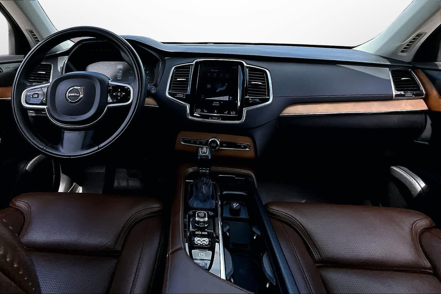 Thumbnail: 2020 Volvo XC90 - 14