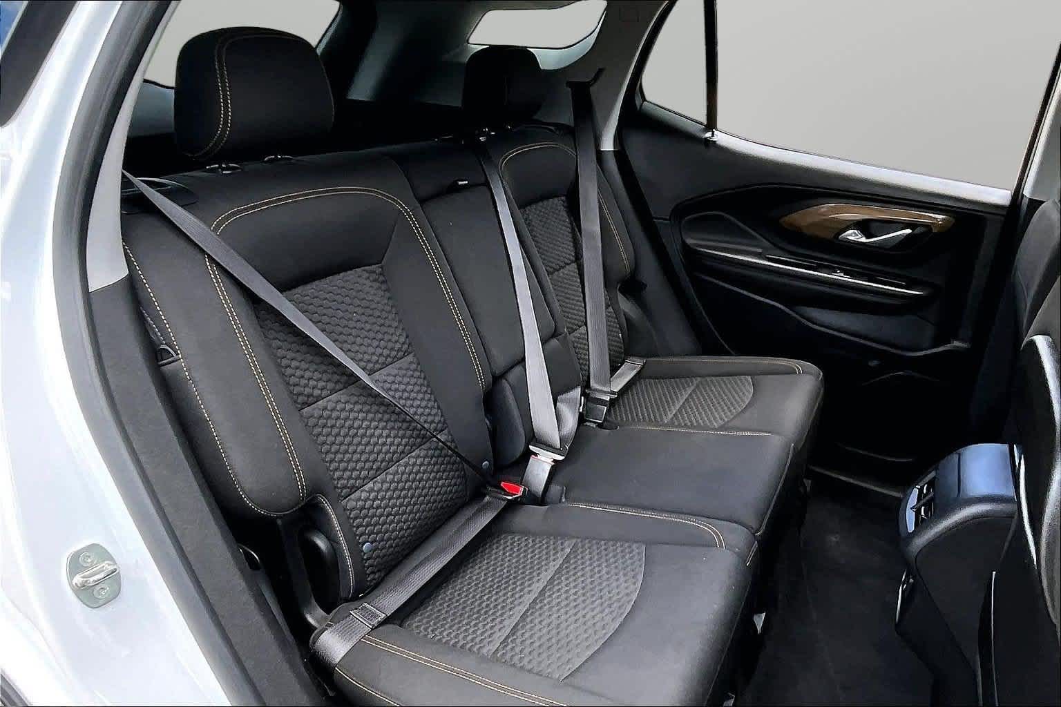 2021 GMC Terrain SLE - Photo 6