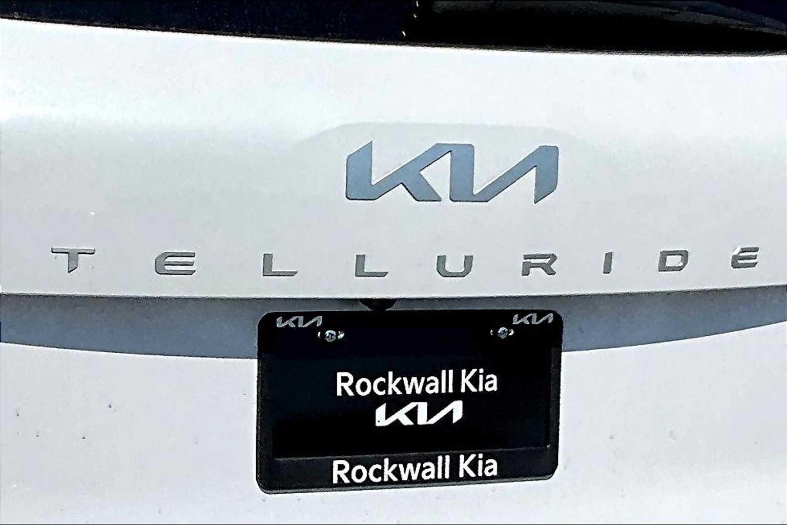 Thumbnail: 2023 Kia Telluride - 32