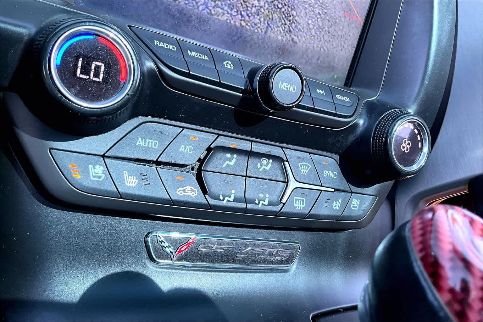 Thumbnail: 2014 Chevrolet Corvette - 18