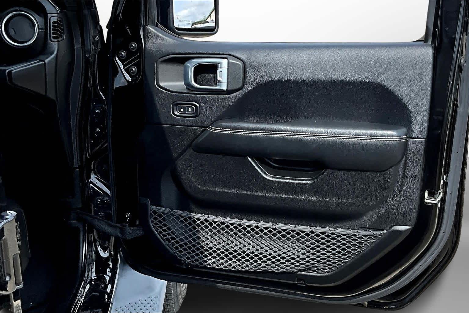 Thumbnail: 2018 Jeep Wrangler - 18