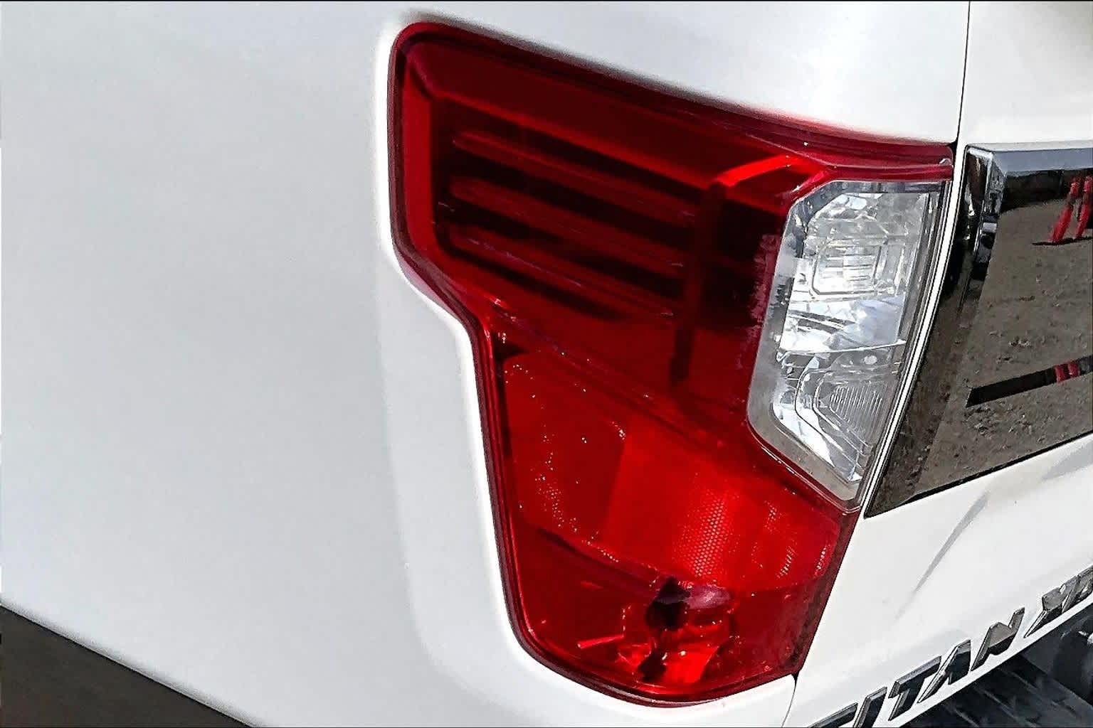 Thumbnail: 2018 Nissan Titan - 30