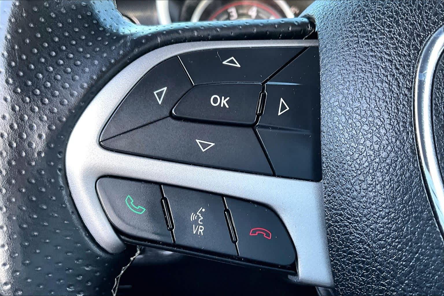 Thumbnail: 2015 Dodge Challenger - 16