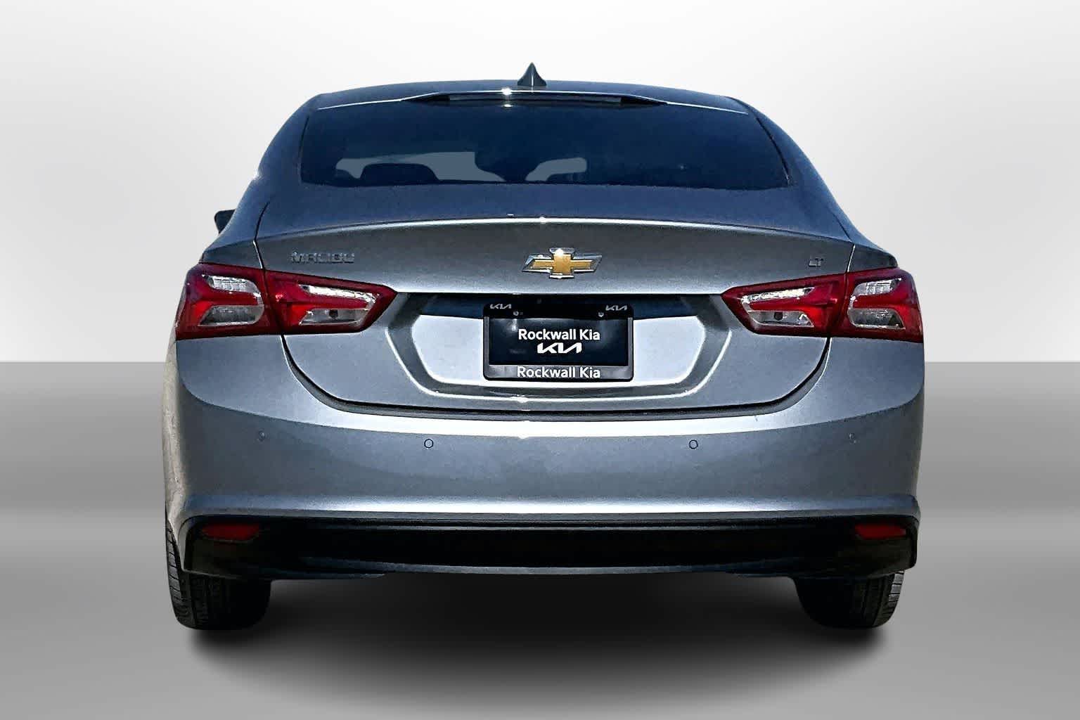 Thumbnail: 2023 Chevrolet Malibu - 4