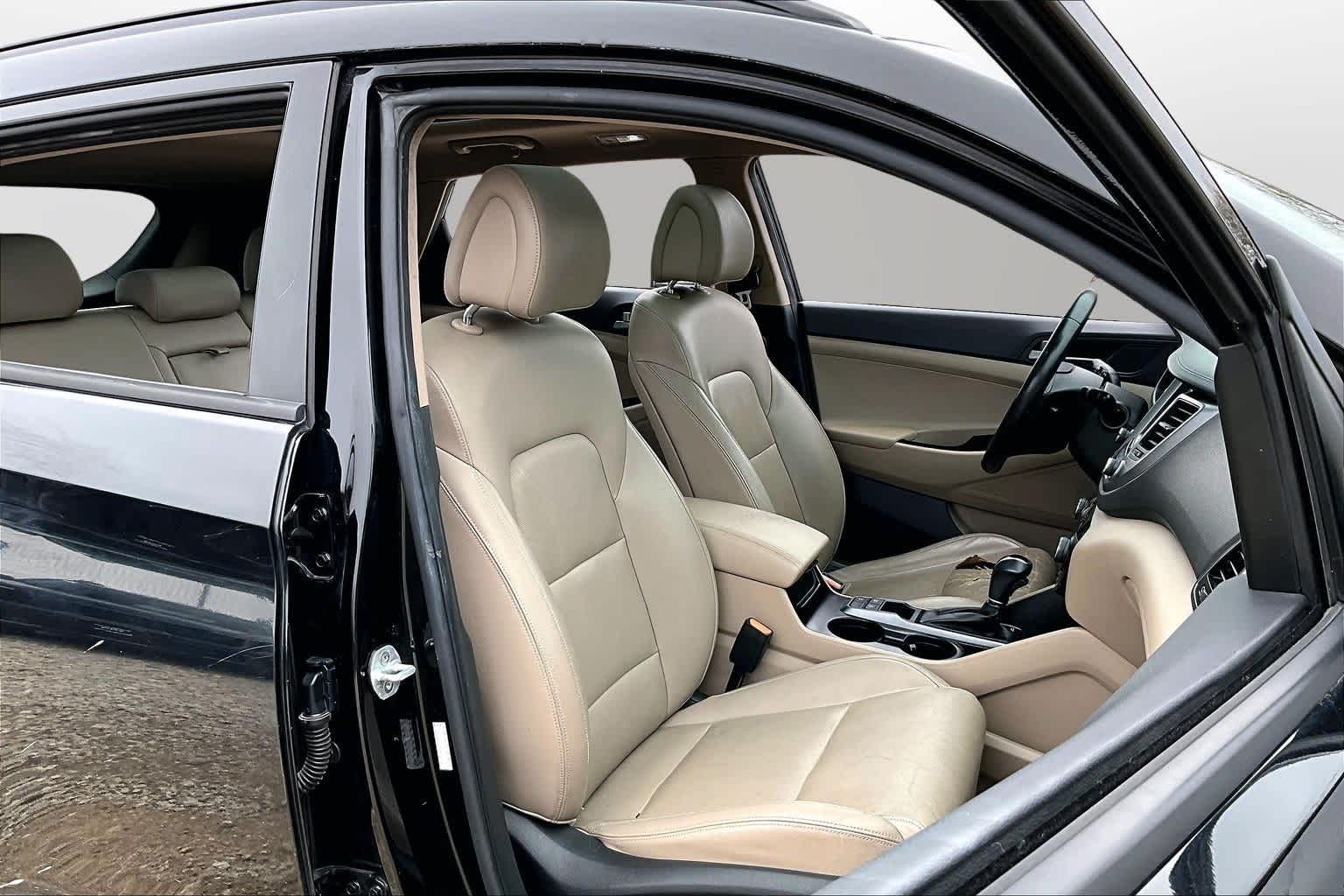 Thumbnail: 2016 Hyundai Tucson - 7