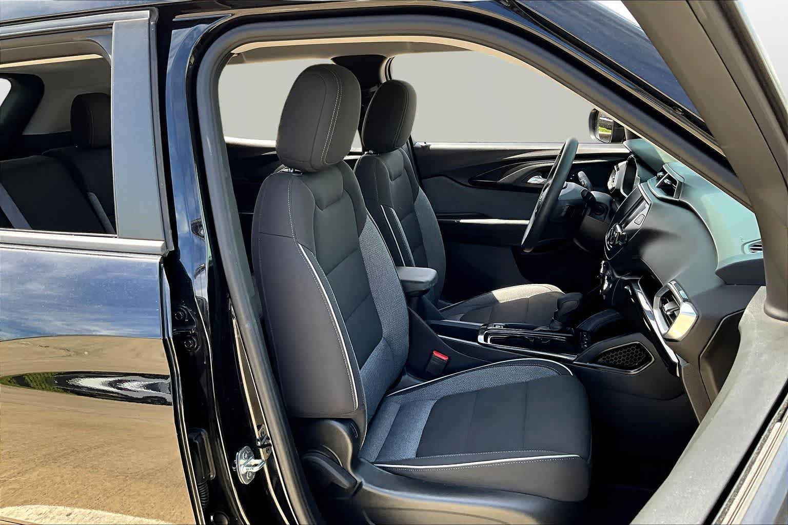 Thumbnail: 2022 Chevrolet TrailBlazer - 7