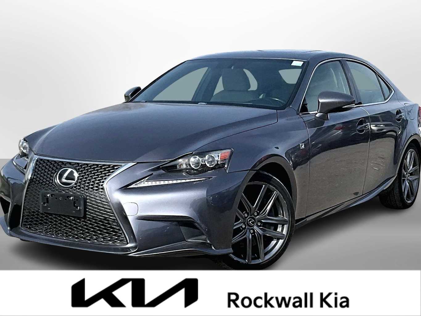 2016 Lexus IS 300's photo
