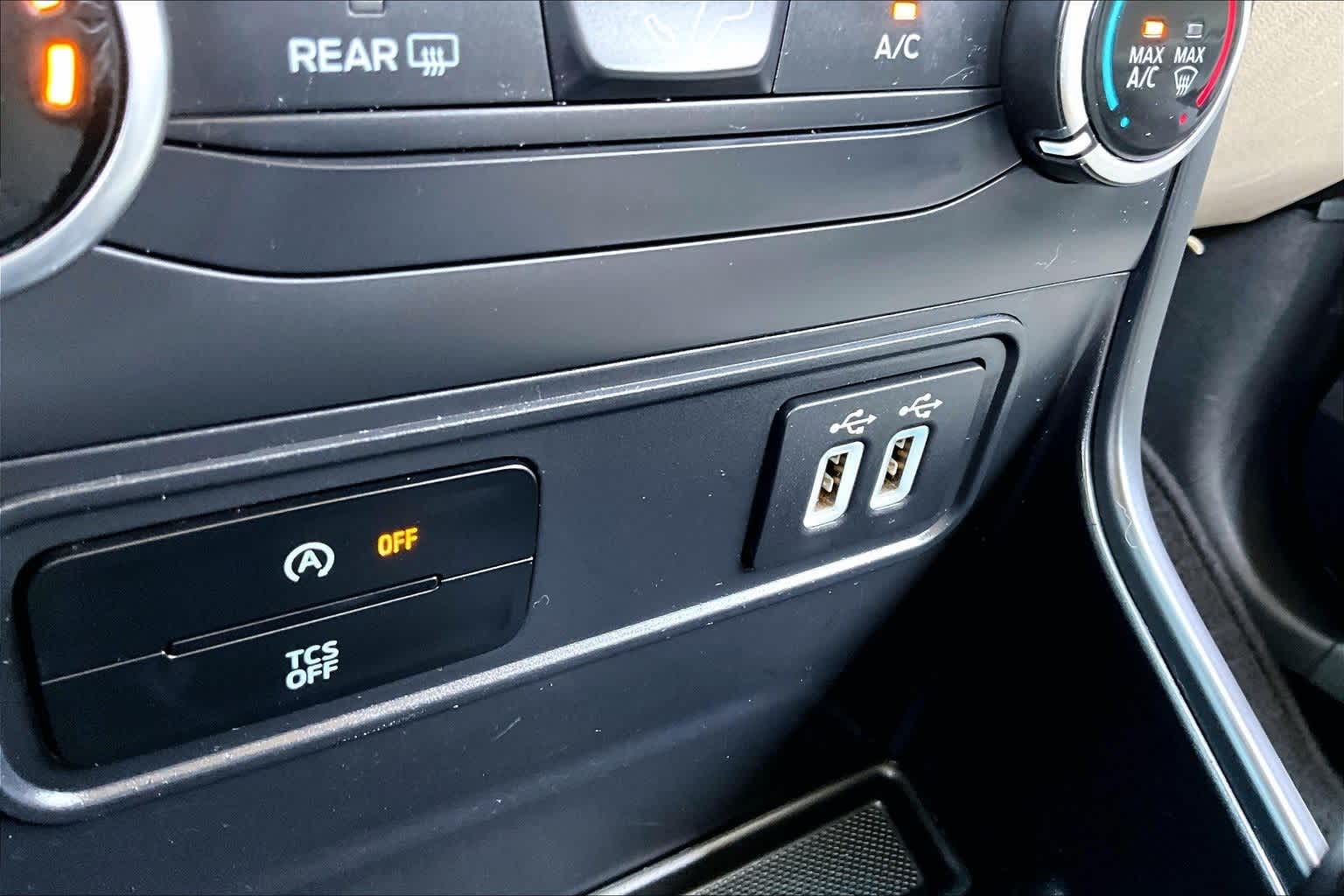 Thumbnail: 2018 Ford EcoSport - 21