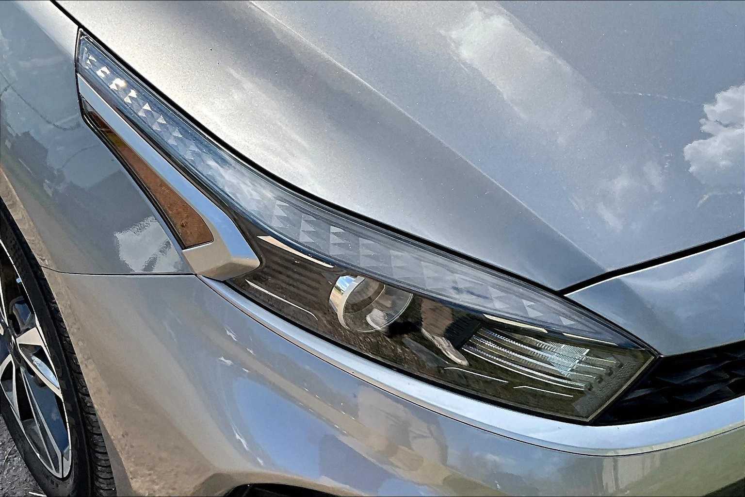 Thumbnail: 2023 Kia Forte - 29