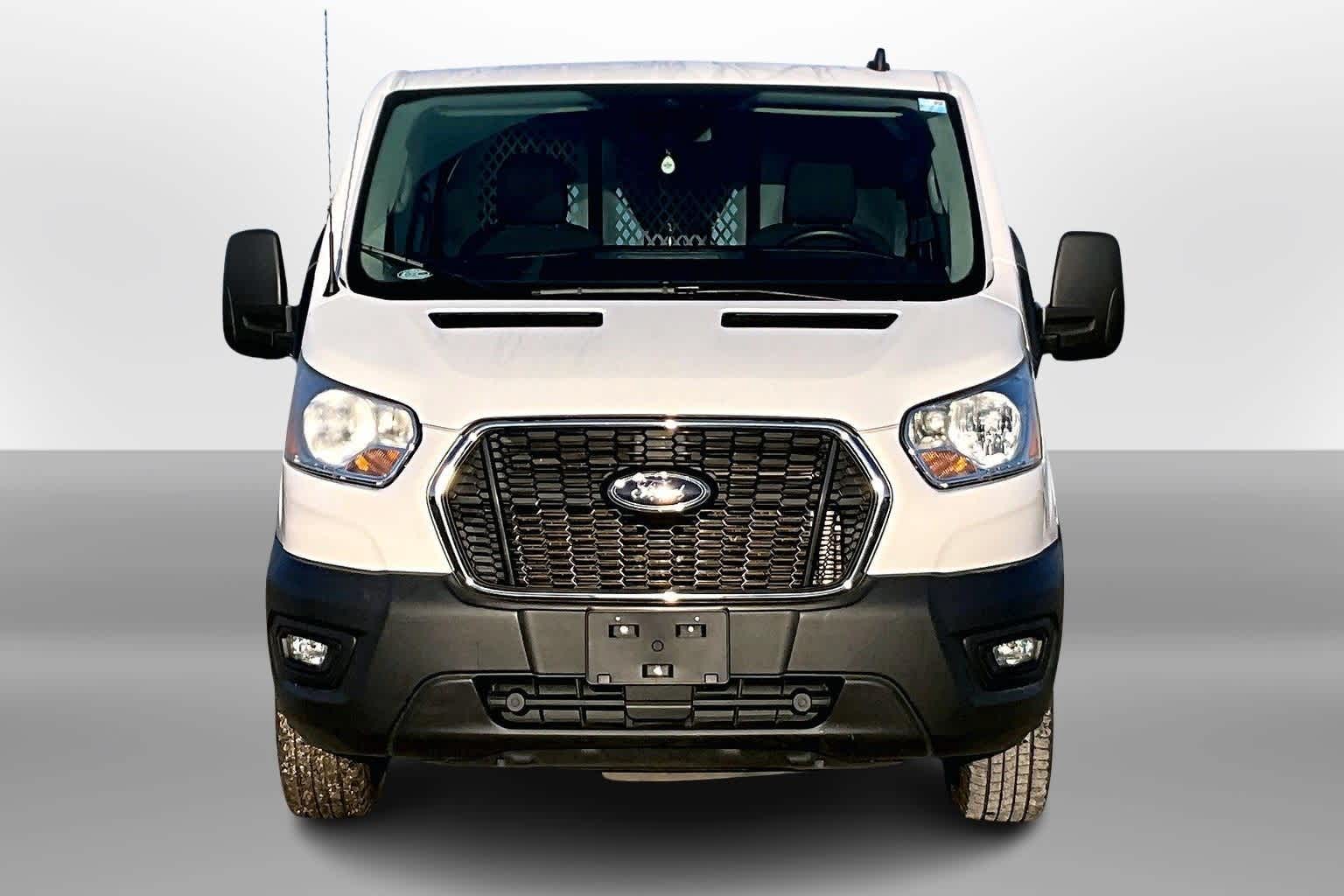 Thumbnail: 2022 Ford Transit Series - 3