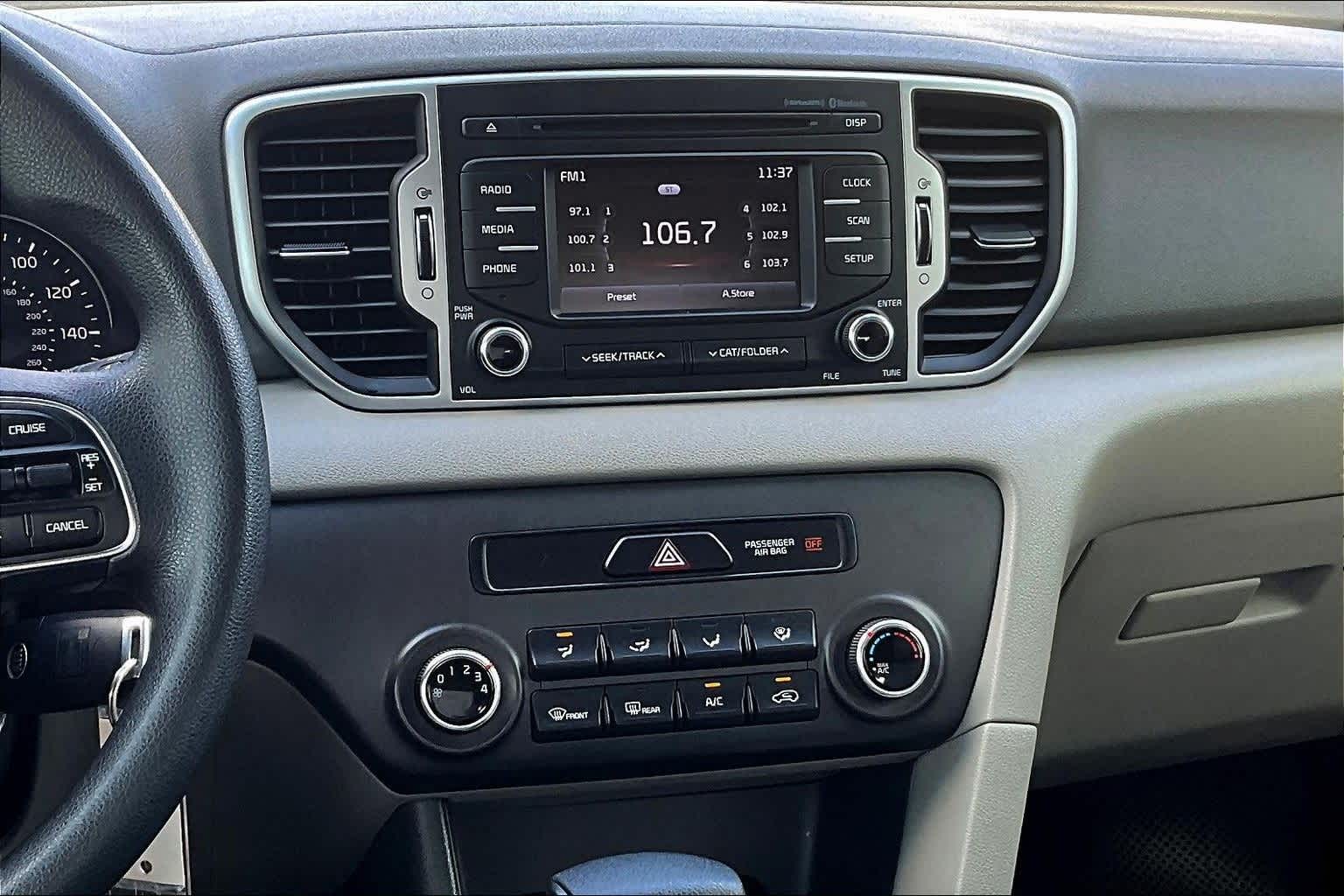 Thumbnail: 2017 Kia Sportage - 6