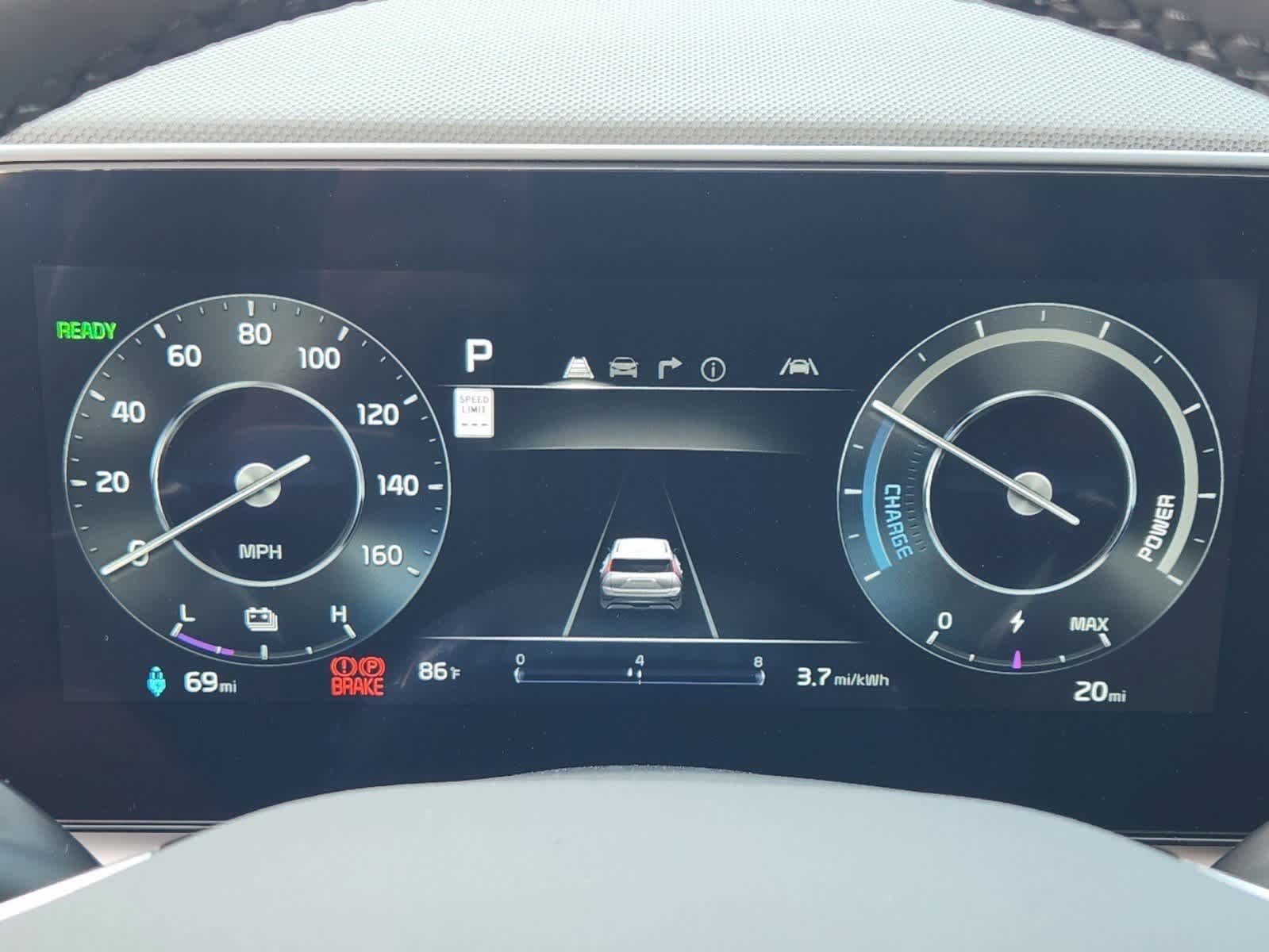 Thumbnail: 2023 Kia Niro - 18