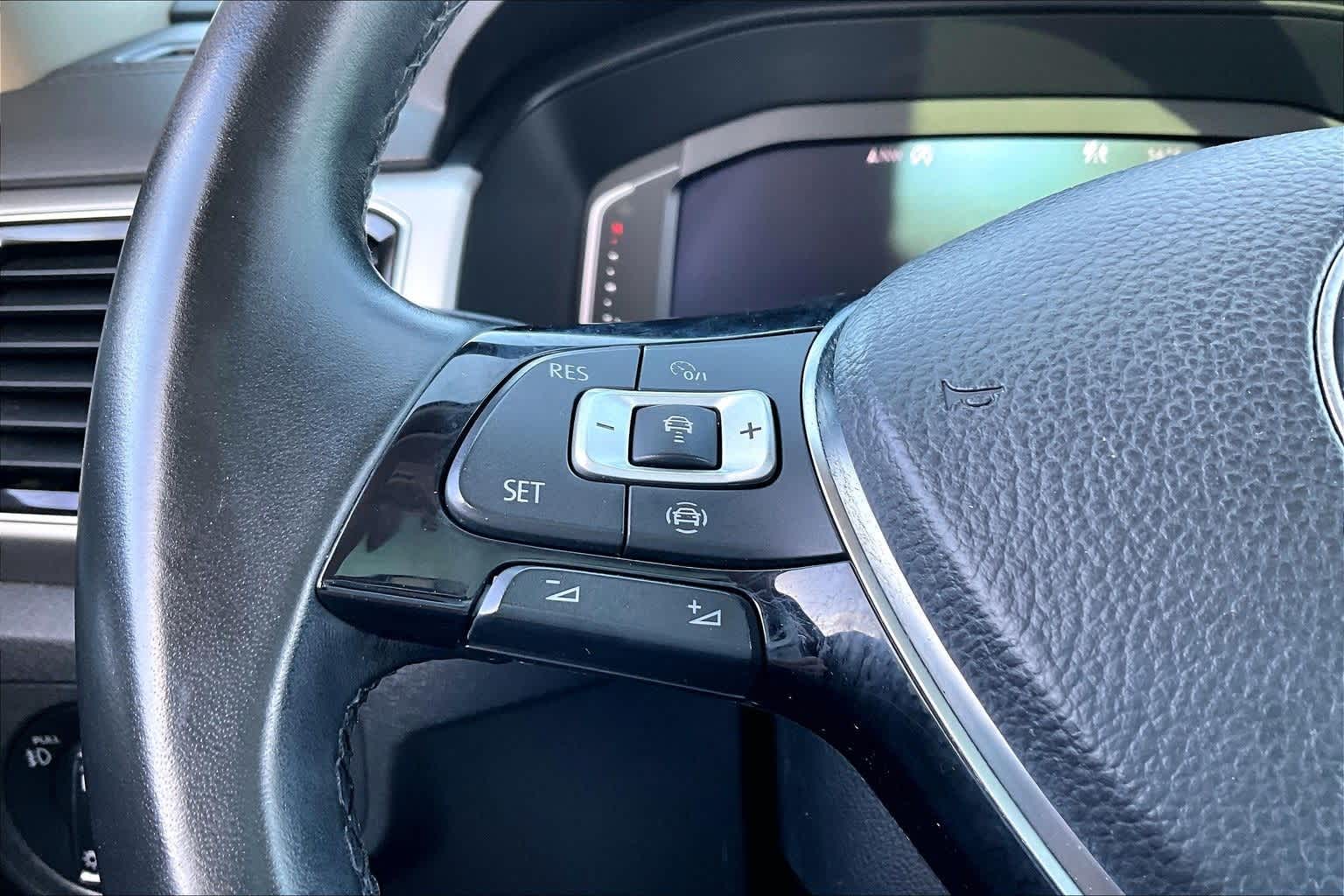 Thumbnail: 2019 Volkswagen Atlas - 19