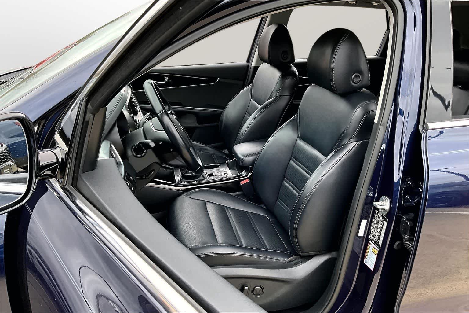 Thumbnail: 2020 Kia Sorento - 23