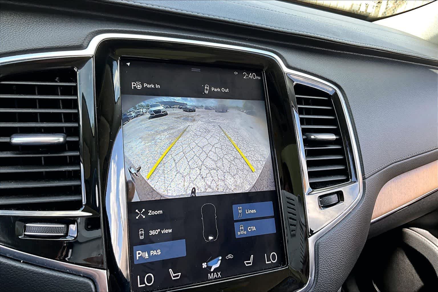 Thumbnail: 2020 Volvo XC90 - 20