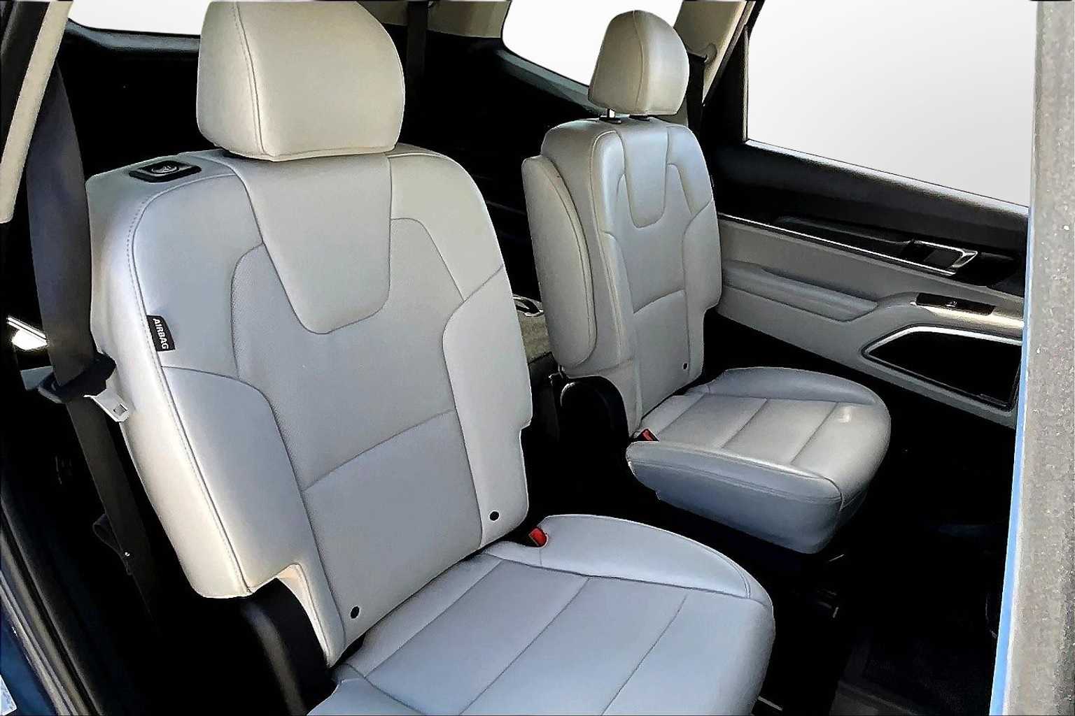 Thumbnail: 2024 Kia Telluride - 25