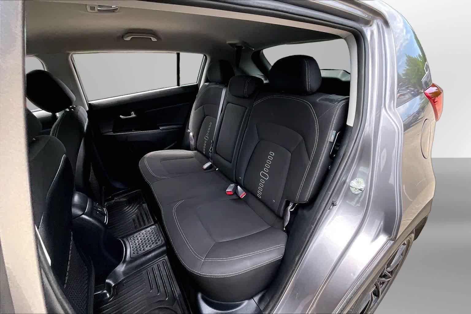 Thumbnail: 2014 Kia Sportage - 25
