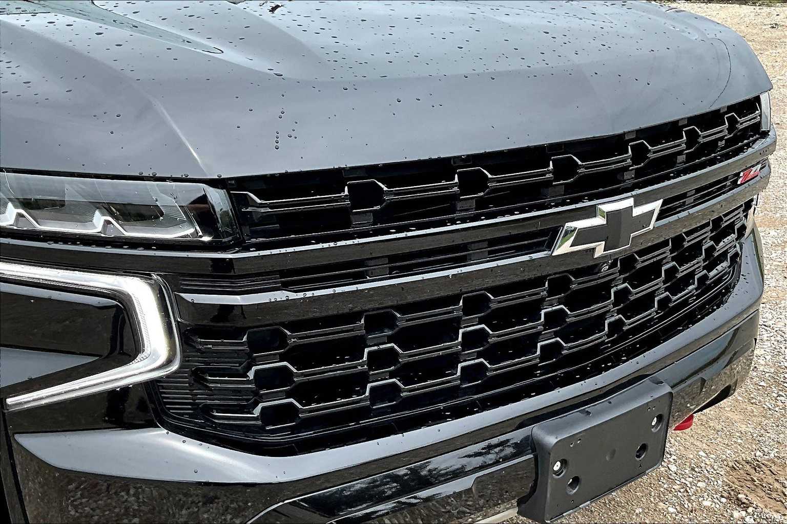 Thumbnail: 2023 Chevrolet Suburban - 29