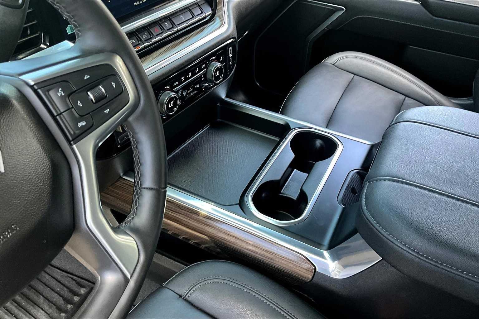 Thumbnail: 2025 Chevrolet Silverado 2500 - 13