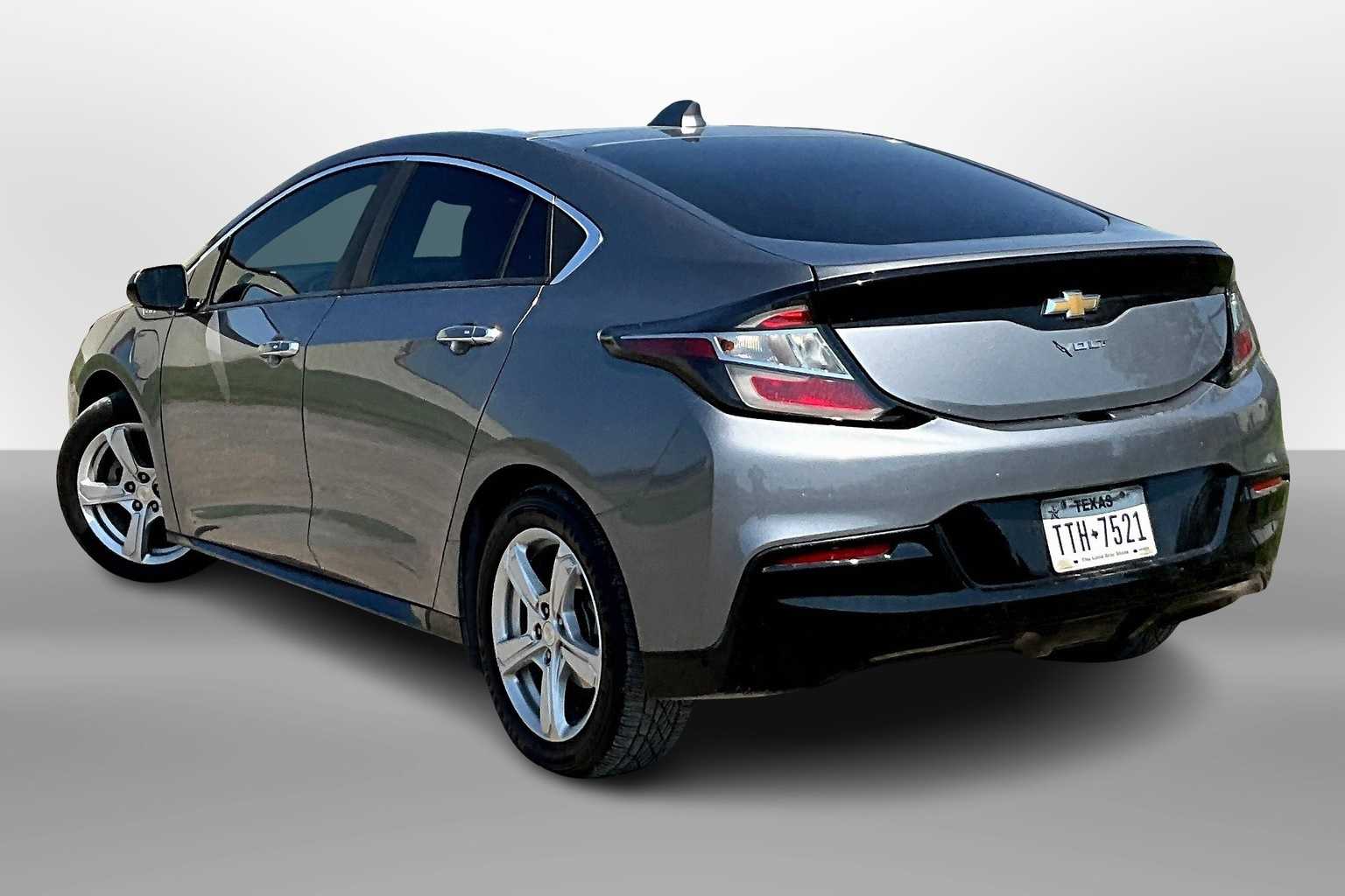 Thumbnail: 2018 Chevrolet Volt - 11