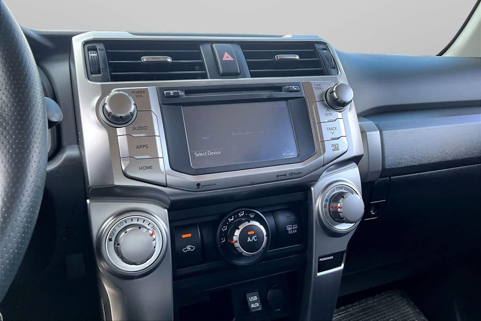 Thumbnail: 2016 Toyota 4Runner - 6