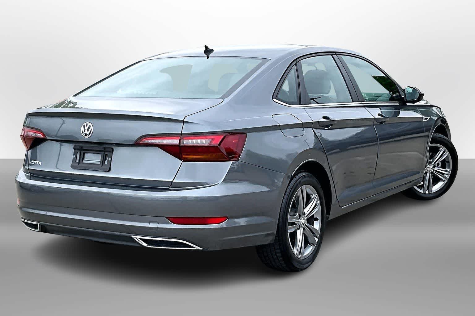 Thumbnail: 2019 Volkswagen Jetta - 2