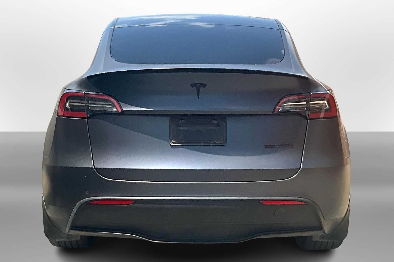 Thumbnail: 2022 Tesla Model Y - 4