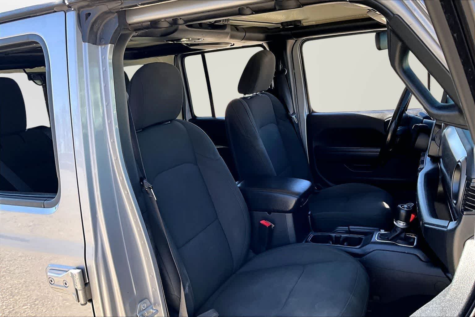 Thumbnail: 2020 Jeep Wrangler - 7