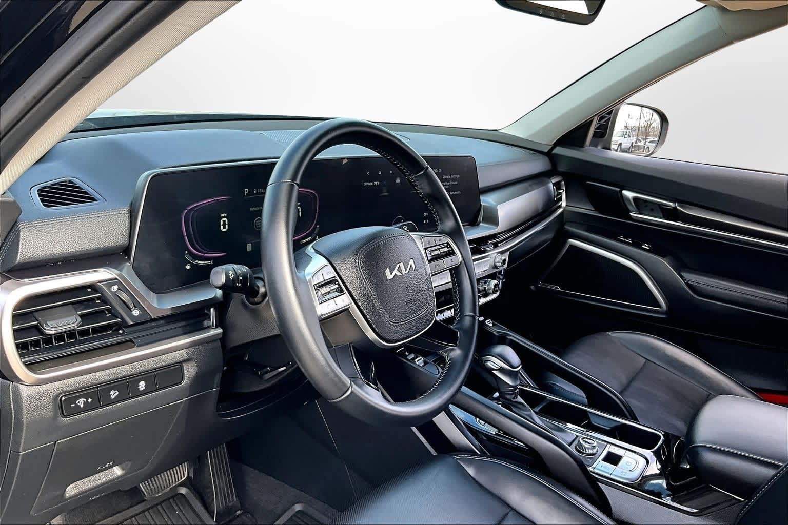 Thumbnail: 2024 Kia Telluride - 12