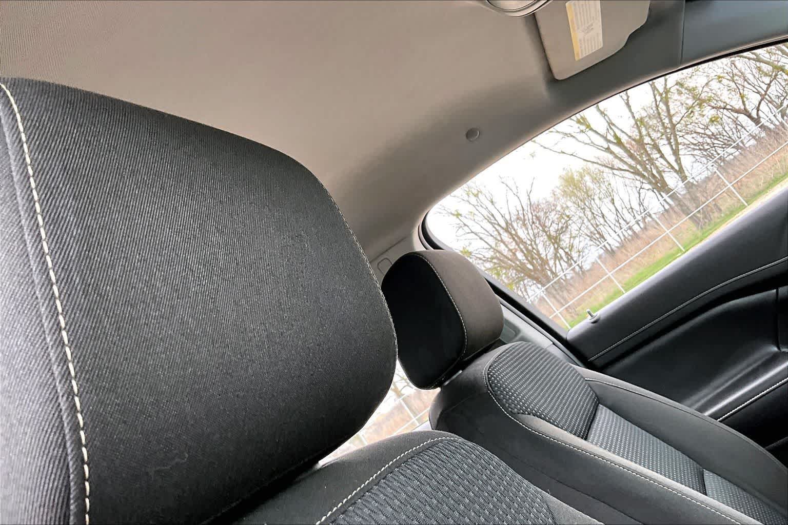 Thumbnail: 2021 GMC Acadia - 16