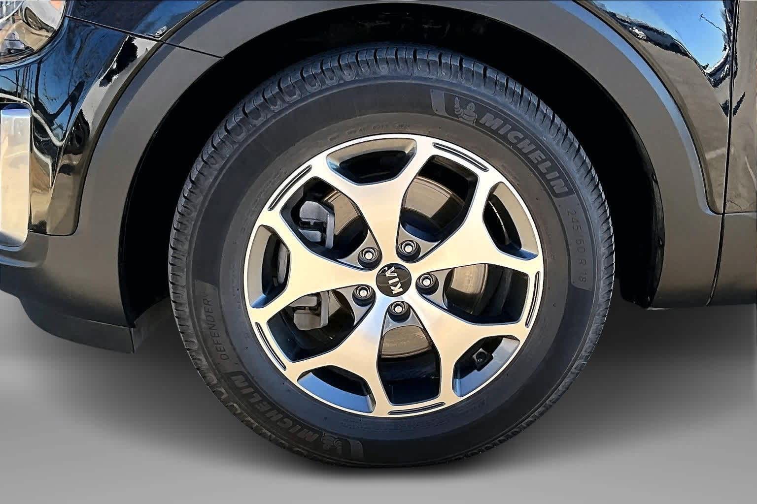 Thumbnail: 2020 Kia Telluride - 8