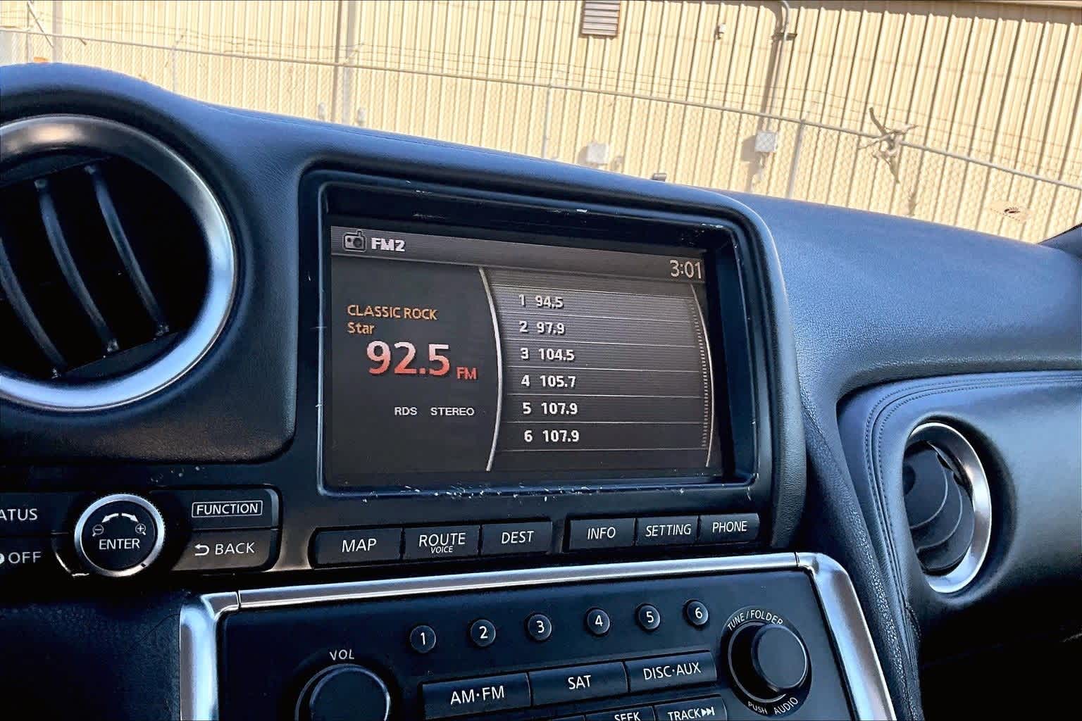 Thumbnail: 2010 Nissan GT-R - 19