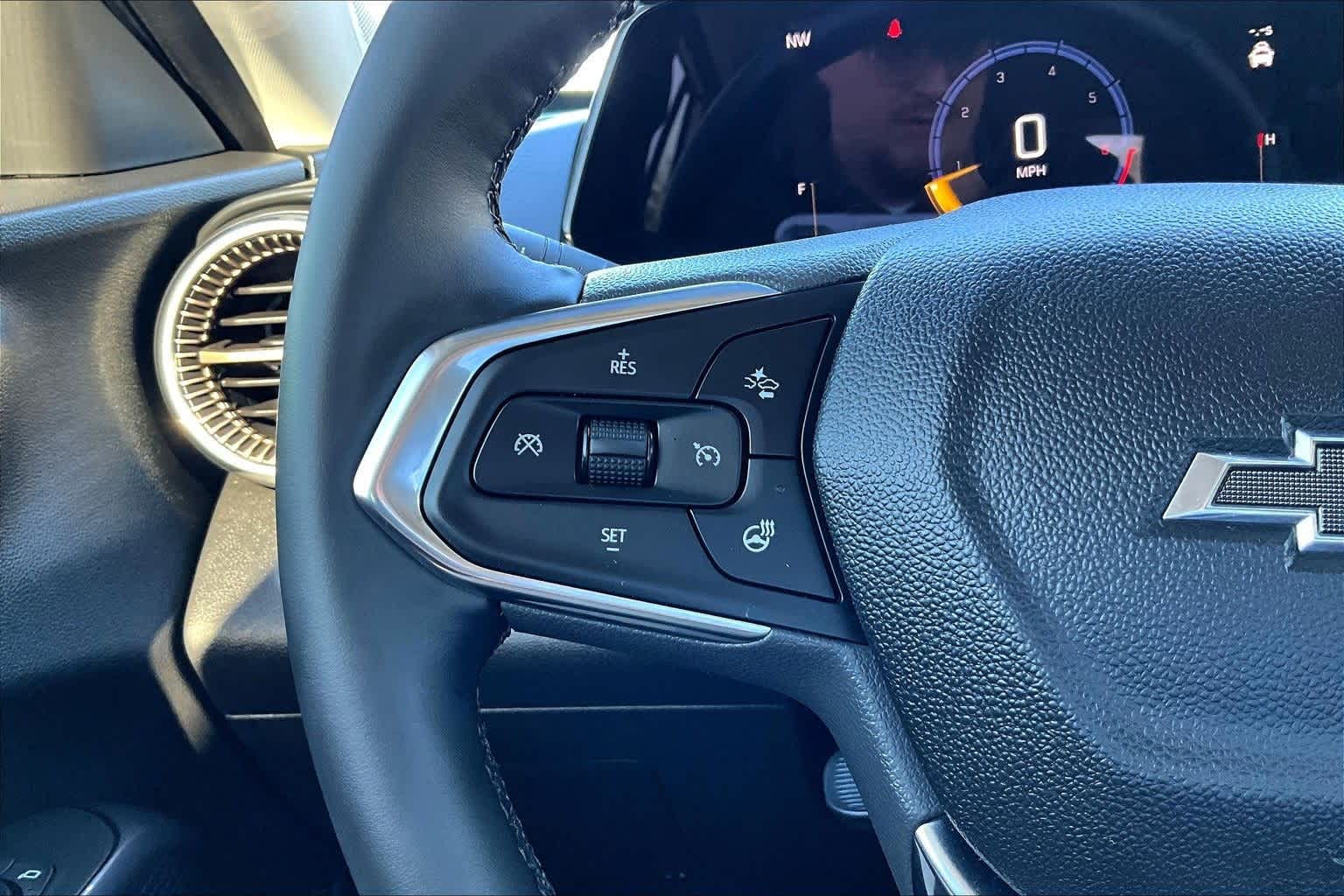 Thumbnail: 2025 Chevrolet Trax - 19