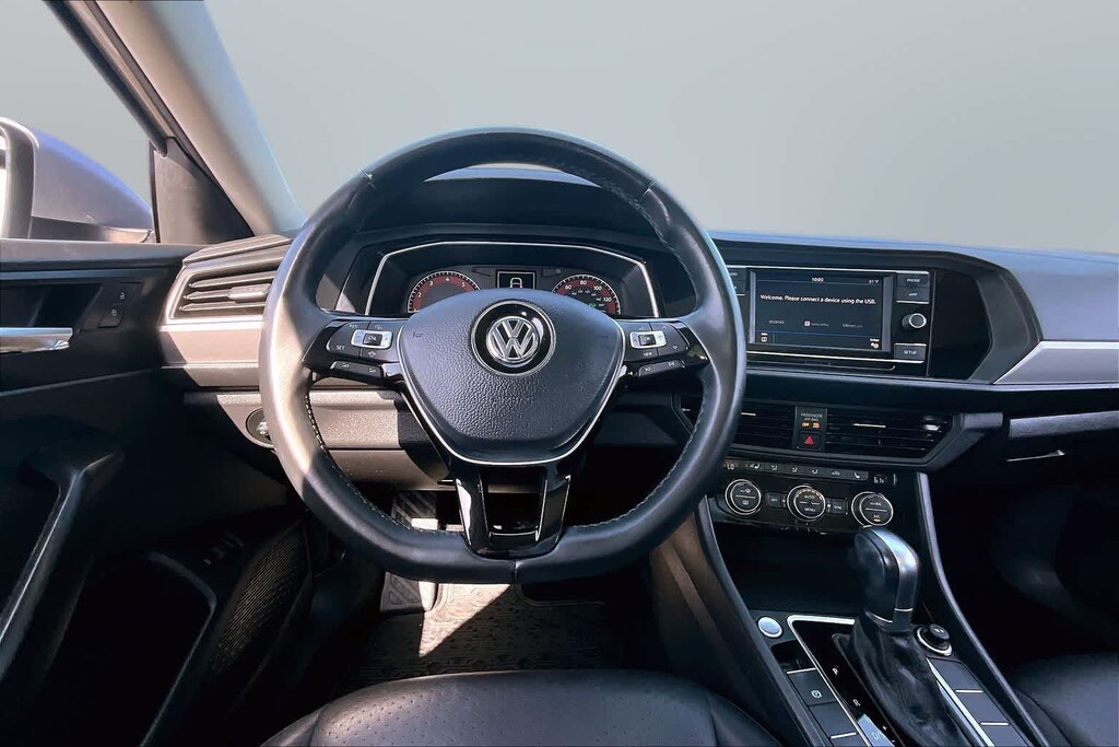 Used 2019 Volkswagen Jetta 1.4T SE w/ULEV Sedan