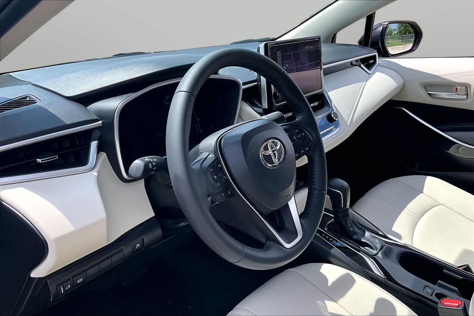 Thumbnail: 2024 Toyota Corolla - 12
