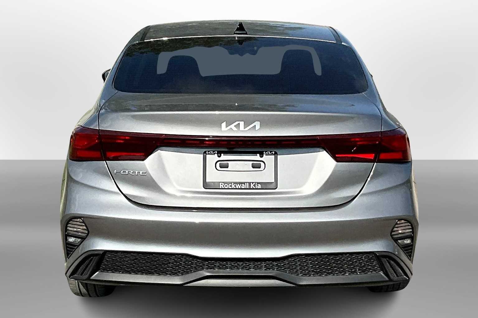 Thumbnail: 2023 Kia Forte - 4