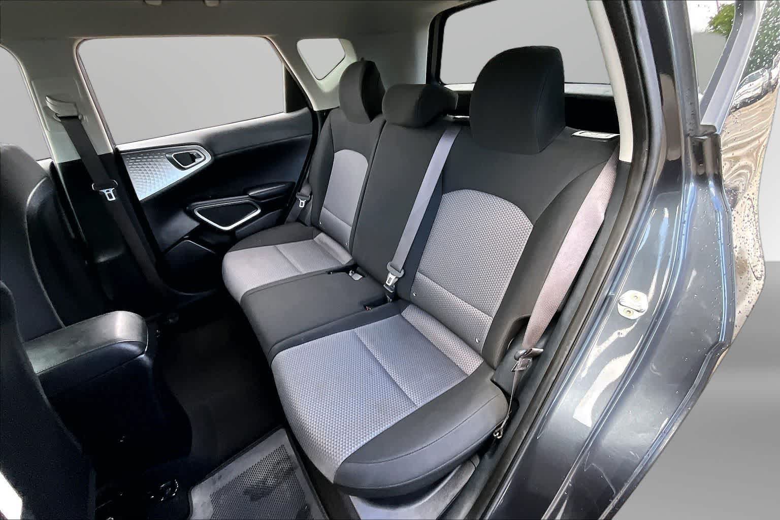 Thumbnail: 2022 Kia Soul - 23