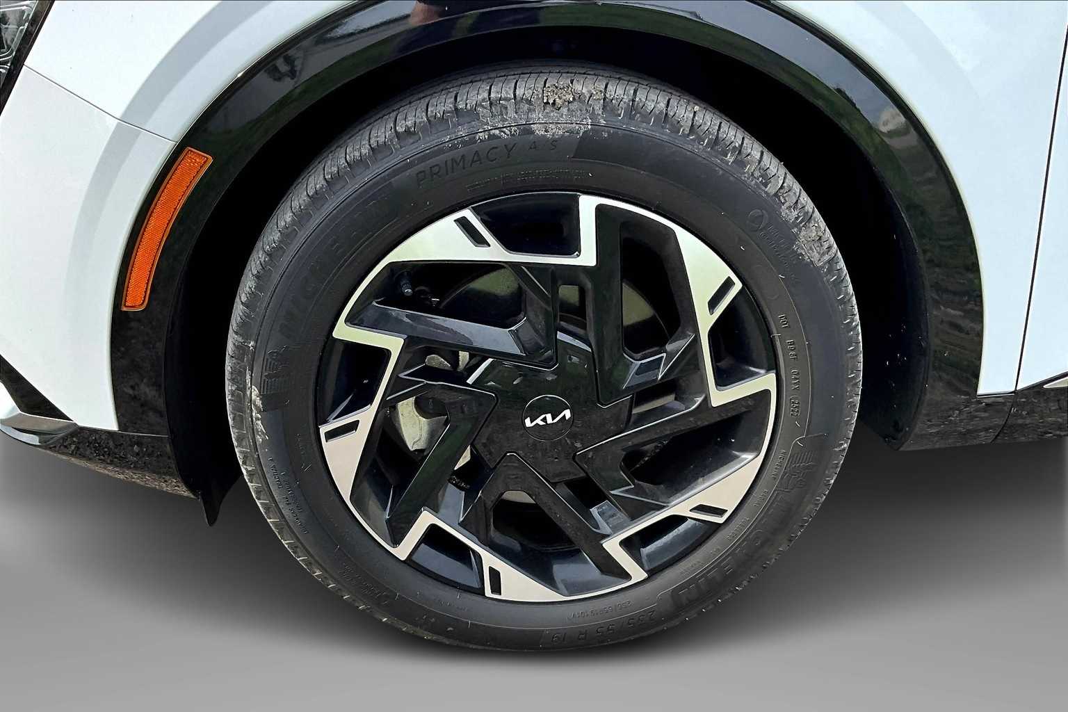 Thumbnail: 2023 Kia Sportage - 8