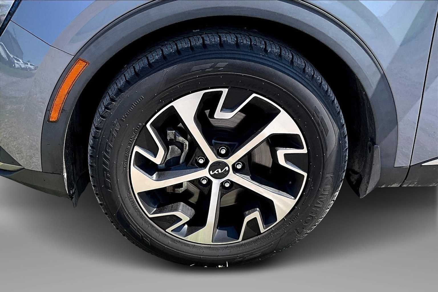 Thumbnail: 2023 Kia Sportage - 8