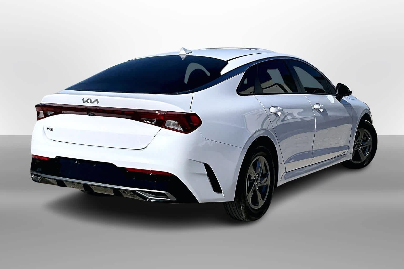 Thumbnail: 2022 Kia K5 - 2