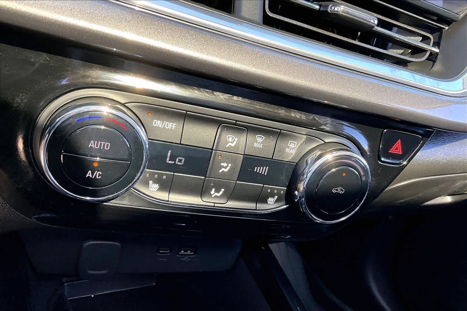 Thumbnail: 2024 Chevrolet Trax - 23