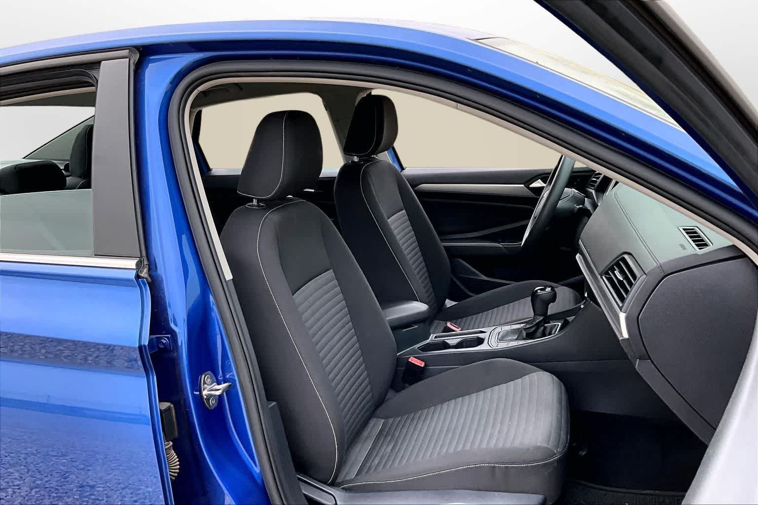 Thumbnail: 2022 Volkswagen Jetta - 7