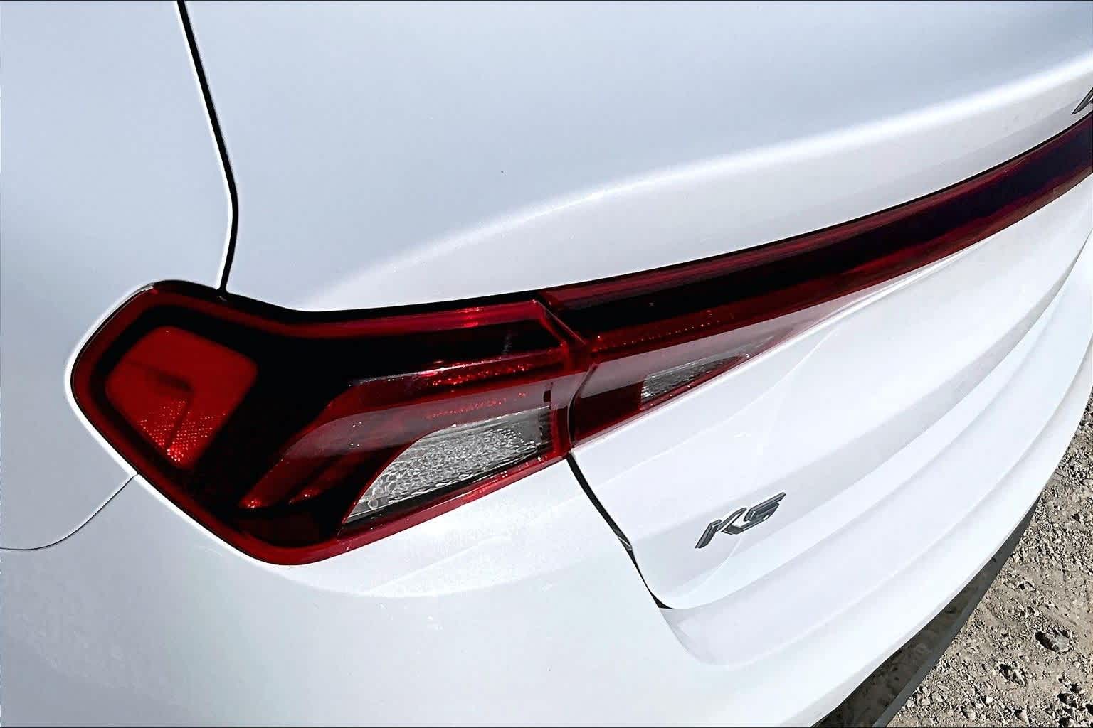 Thumbnail: 2022 Kia K5 - 30