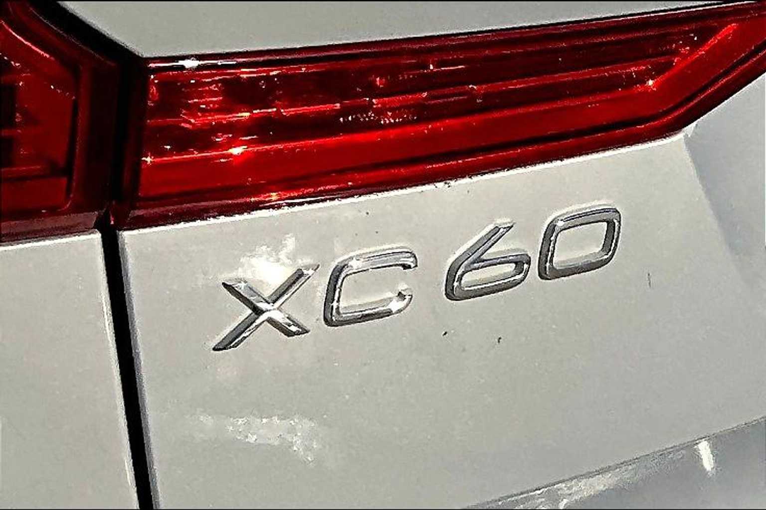 Thumbnail: 2023 Volvo XC60 - 31