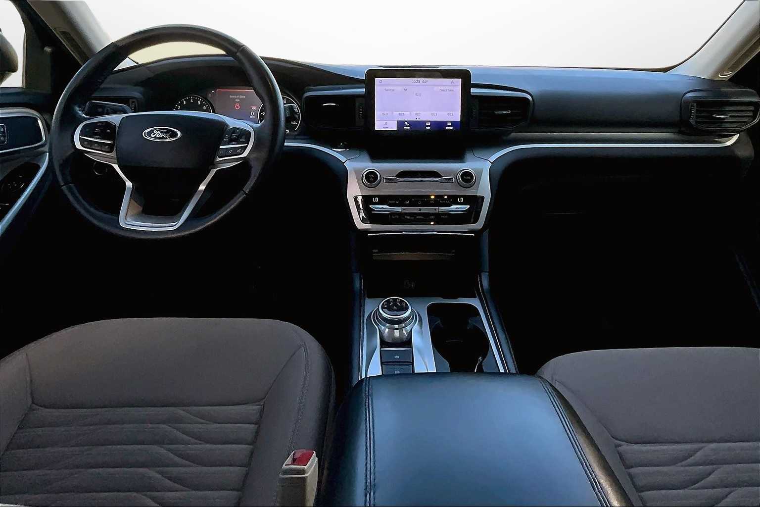 Thumbnail: 2021 Ford Explorer - 14