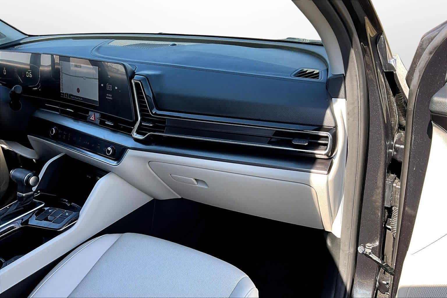 Thumbnail: 2023 Kia Sportage - 15