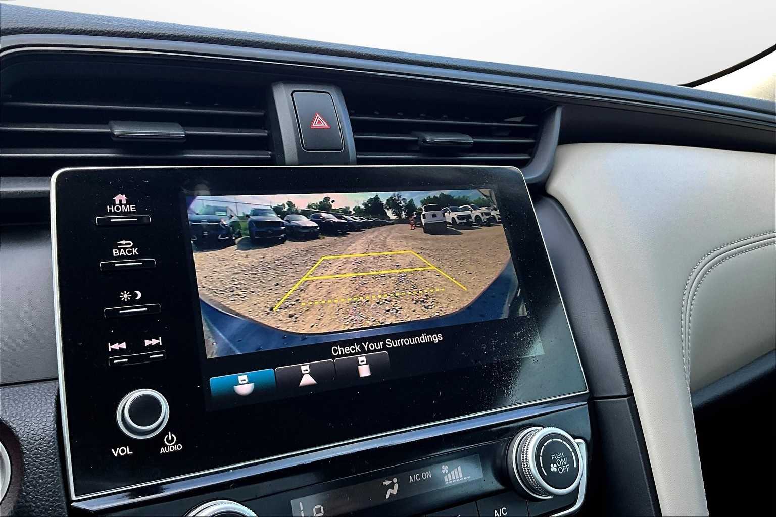 Thumbnail: 2019 Honda Insight - 22