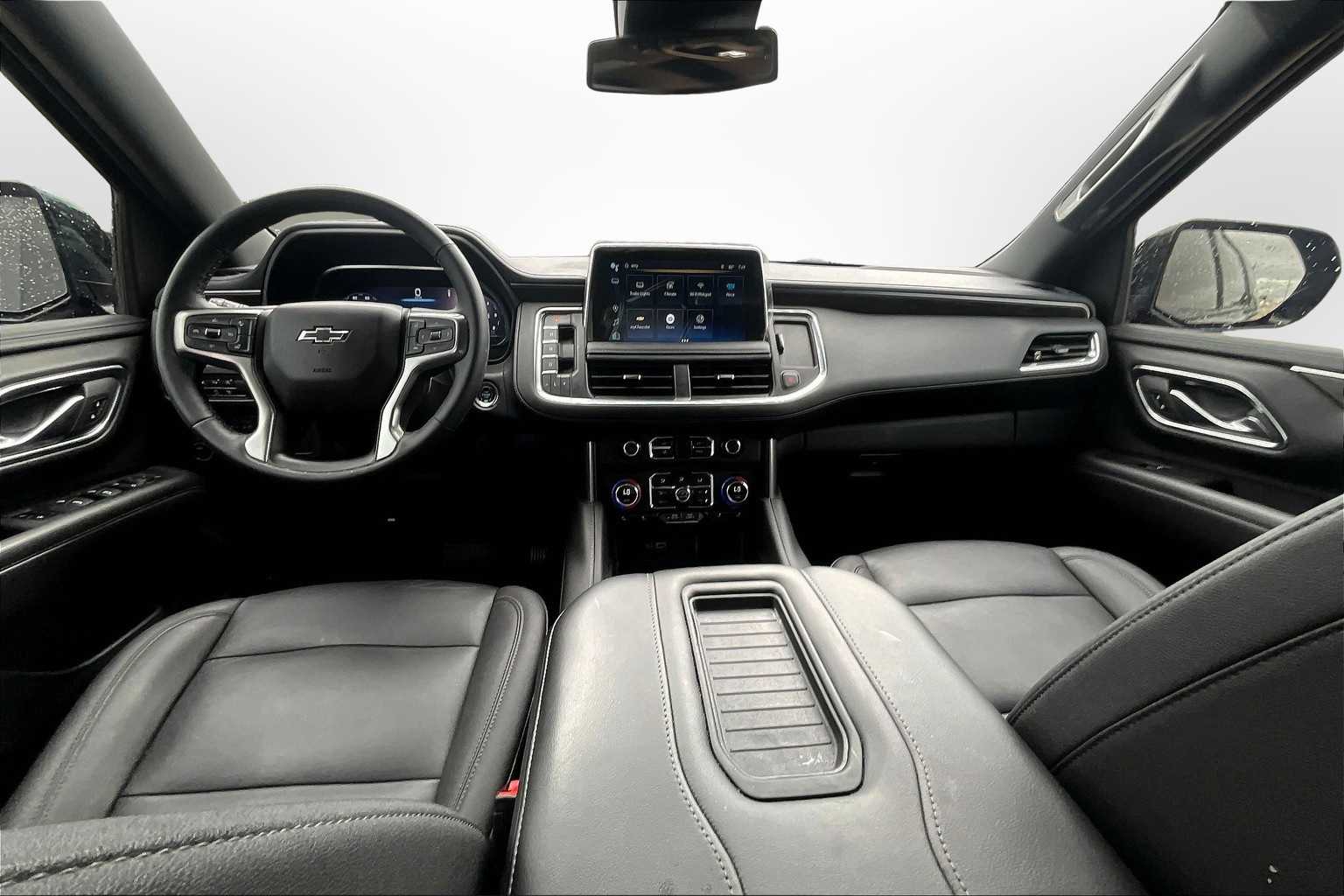 Thumbnail: 2023 Chevrolet Suburban - 14