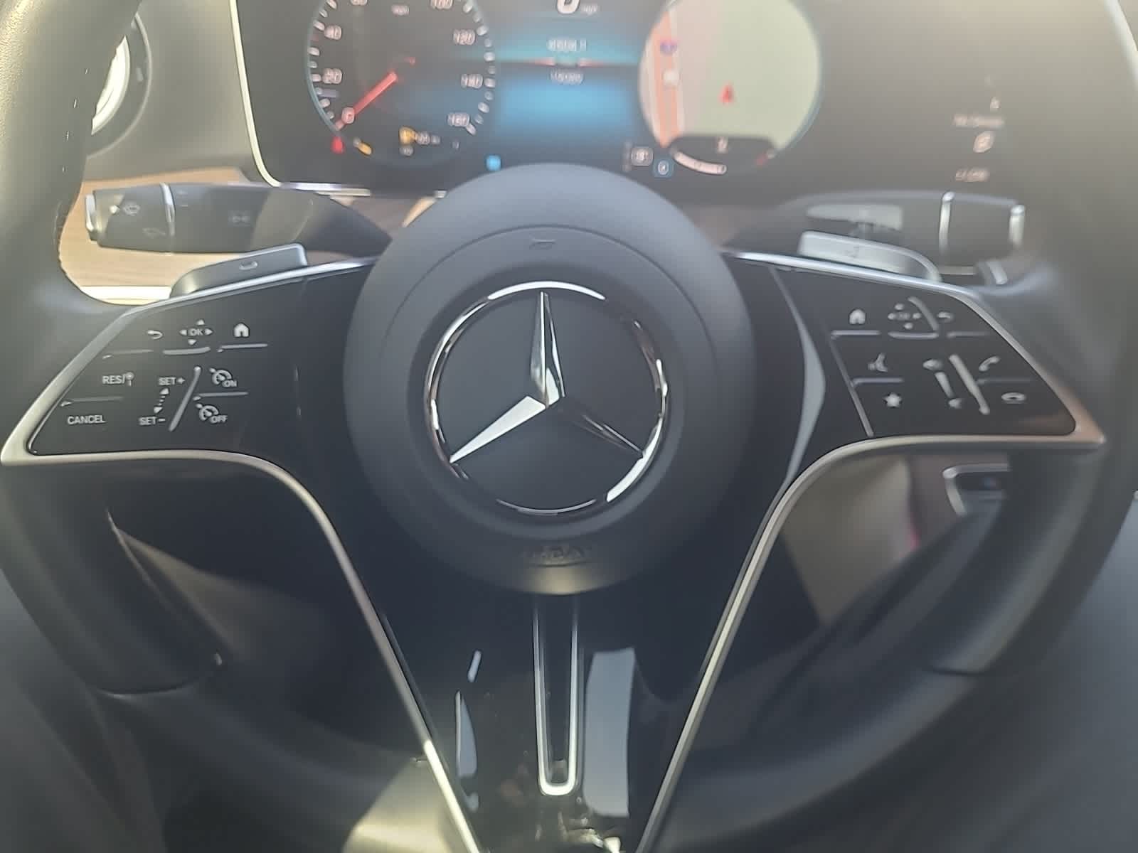 Thumbnail: 2022 Mercedes-Benz E-Class - 13